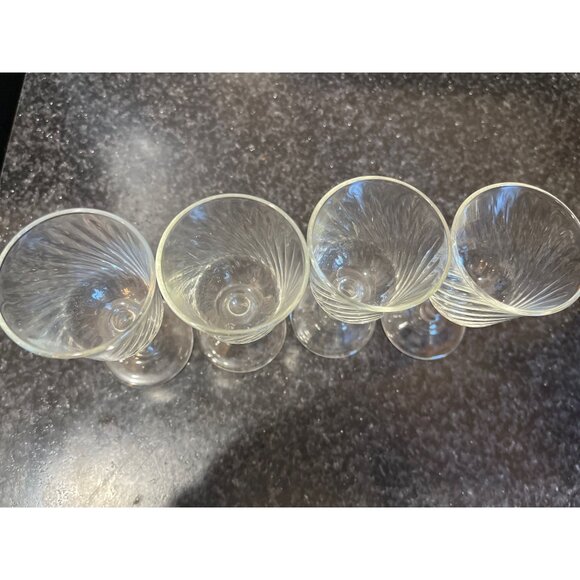 Vtg Arcoroc Rosaline Clear Set Of Four Tall 4" Liqueur Glasses With Swirl Glass - Picture 4 of 6